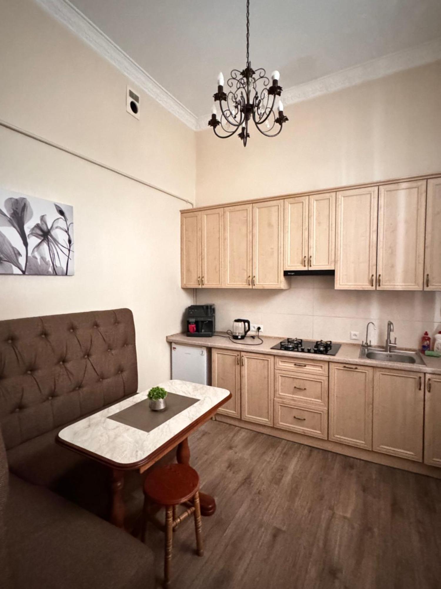 Apartamenty Kulisha 25 Leópolis Exterior foto
